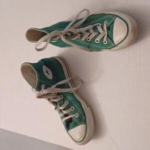 Green Chuck Taylor Converse All Star High Tops - Size 4 (Men) or 6 (Women)